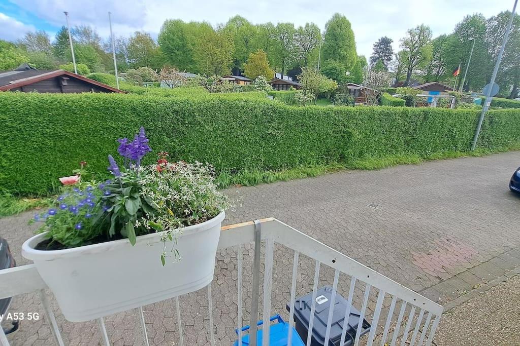 Bungalow, Uneinsehbar, 8 Personen Maximal, 3 Personen Oben, 5 Unten Villa Eschborn Exterior photo